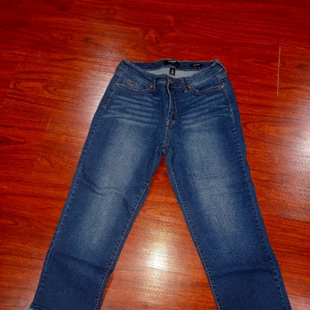 NINE WEST CHRYSTIE CAPRIS